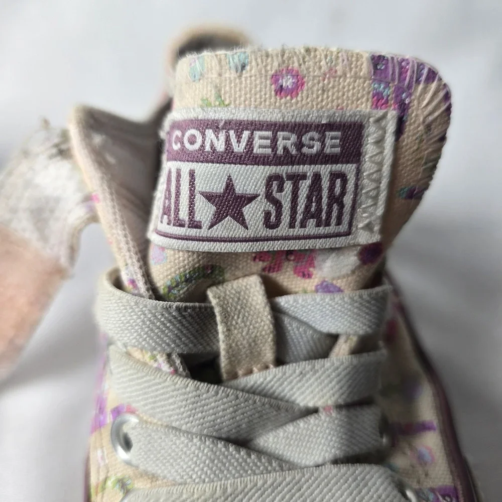 Converse All Star Girl Low Top Girl Sneakers W/ Cats Size US‎ 11